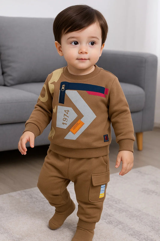 Kids Winter Sweatshirt – Coffee Brown Graphic Crew (1974 Print) 2Pc