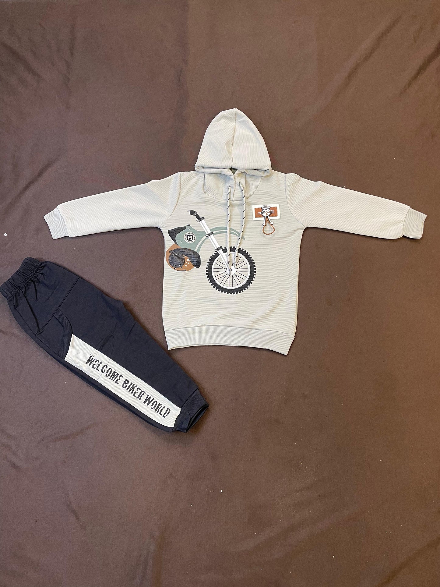 Kids Winter Hoodie – Grey Graphic Sweatshirt with Hood