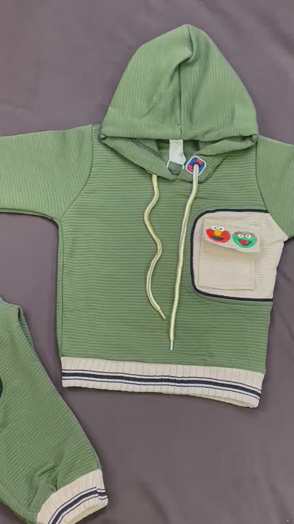 Kids Winter Hoodie – Olive Green Patch-Pocket Sweatshirt